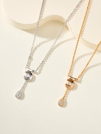Colestore Chanel Extrait De N°5 Necklace