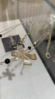 Colestore Chanel Long Necklace Metal, Glass Pearls, Resin & strass  Gold, Pearly White, Black & Crystal - 3
