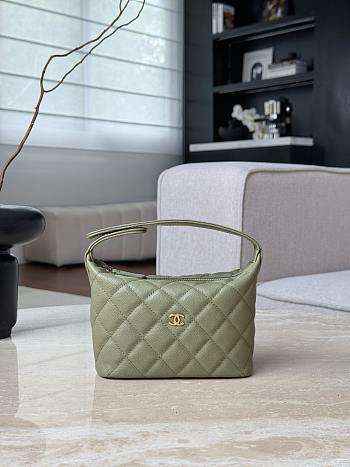 Colestore Chanel Quilted Hobo Bag Light Olive Green 19x21.5x19x6cm 