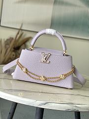 	 Colestore Louis Vuitton Capucines East-West Misty Lilac 30×19×9 cm - 1