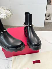 Colestore Valentino Garavani Rockstud Chelsea Boots with Studs Black - 2