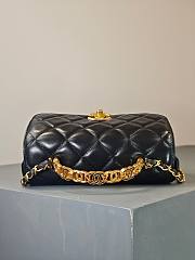 Colestore Chanel Coco Handle Bag in Black With Gold Hardware 19x12.5x4cm - 5