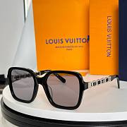 Colestore Louis Vuitton My LV Chain Braided Maxi Square Glasses size 56x20x145cm - 6