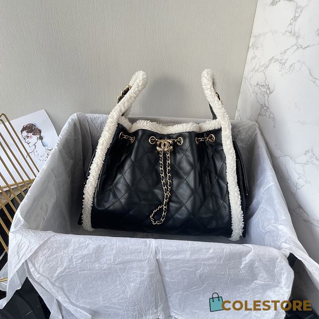 Colestore Chanel Shearling Trimmed Drawstring Hobo Bag Black 30x26x14 - 1