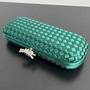 Colestore Bottega Veneta Knot Box Clutch Bag in Green 25x10x5cm - 4