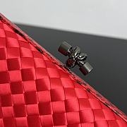 	 Colestore Bottega Veneta Red Intrecciato Satin and Python Stretch Knot Clutch 25x10x5cm - 3