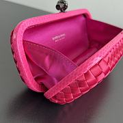 	 Colestore Bottega Veneta Pink Intrecciato Satin and Python Stretch Knot Clutch 25x10x5cm - 2