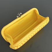	 Colestore Bottega Veneta Yellow Intrecciato Satin and Python Stretch Knot Clutch 25x10x5cm - 6