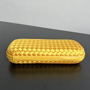 	 Colestore Bottega Veneta Yellow Intrecciato Satin and Python Stretch Knot Clutch 25x10x5cm - 5