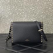 Colestore Valentino Garavani Small Rockstud Grainy Calfskin Crossbody Bag Black 22.5x15x6cm - 5