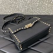 Colestore Valentino Garavani Small Rockstud Grainy Calfskin Crossbody Bag Black 22.5x15x6cm - 2