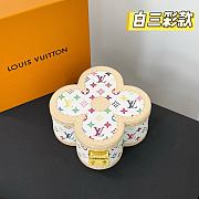 Colestore Louis Vuitton Blooming Box Monogram Coated Canvas White 24.3 x 24.3 x 10.3 cm - 1