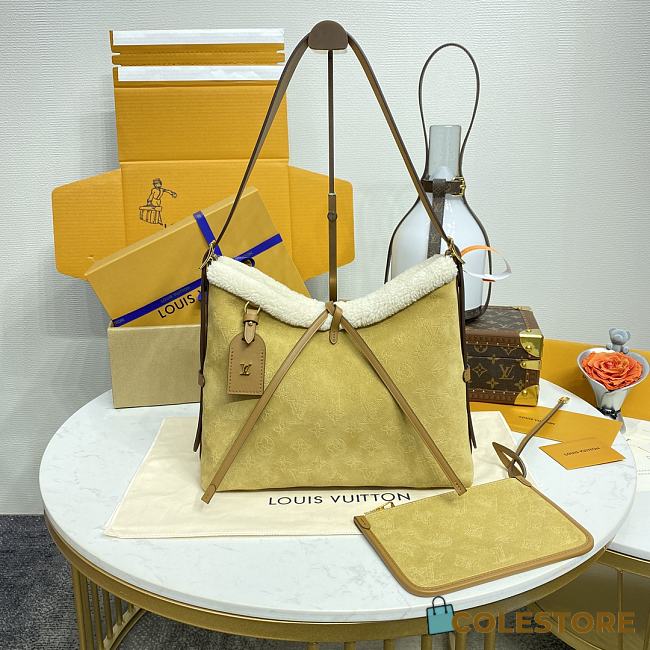 Colestore Louis Vuitton CarryAll PM Mahina Beige Suede Leather 29x12x24cm - 1