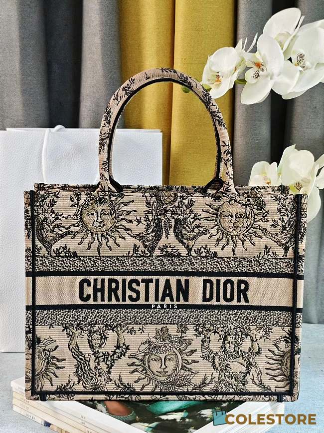 Colestore Dior Book Tote Bag Astrological/Sun & Moon Beige and Black Embroidery Motif 36.5x28x14cm  - 1