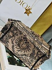 Colestore Dior Book Tote Bag Astrological/Sun & Moon Beige and Black Embroidery Motif 26.5 x21 x14 cm - 4