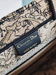 Colestore Dior Book Tote Bag Astrological/Sun & Moon Beige and Black Embroidery Motif 26.5 x21 x14 cm - 3