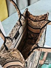 Colestore Dior Book Tote Bag Astrological/Sun & Moon Beige and Black Embroidery Motif 26.5 x21 x14 cm - 2
