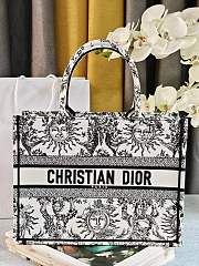 	 Colestore Dior Book Tote Bag Astrological/Sun & Moon White and Black Embroidery Motif 36.5x28x14cm - 1