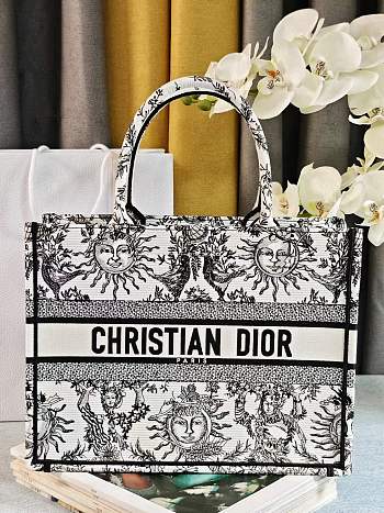 	 Colestore Dior Book Tote Bag Astrological/Sun & Moon White and Black Embroidery Motif 36.5x28x14cm