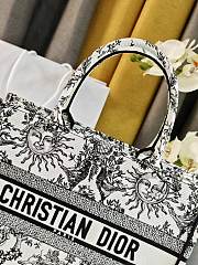	 Colestore Dior Book Tote Bag Astrological/Sun & Moon White and Black Embroidery Motif 36.5x28x14cm - 4