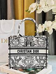 	 Colestore Dior Book Tote Bag Astrological/Sun & Moon White and Black Embroidery Motif 26.5 x21 x14 cm - 1