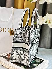 	 Colestore Dior Book Tote Bag Astrological/Sun & Moon White and Black Embroidery Motif 26.5 x21 x14 cm - 3