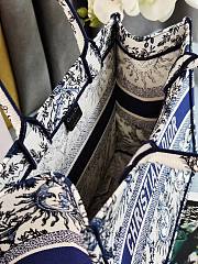 	 Colestore Dior Book Tote Bag Astrological/Sun & Moon Navy and White Embroidery Motif 36.5x28x14cm  - 4