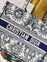 	 Colestore Dior Book Tote Bag Astrological/Sun & Moon Navy and White Embroidery Motif 36.5x28x14cm  - 2
