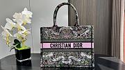	 Colestore Dior Book Tote “Butterfly Around The World” Embroidery Pink 36.5x28x14cm  - 1