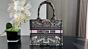 	 Colestore Dior Book Tote “Butterfly Around The World” Embroidery Pink 26.5 x21 x14 cm - 1