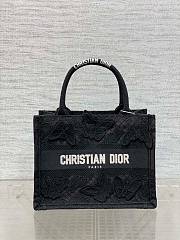 Colestore Dior Book Tote D-Lace Butterfly Motif Canvas Black 26.5 x21 x14 cm - 1