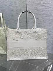 	 Colestore Dior Book Tote D-Lace Butterfly Motif Canvas White 36.5x28x14cm - 4