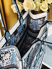Colestore Dior Book Tote Butterfly Bandana Motif Canvas Blue 41.5x34.5x16cm - 4