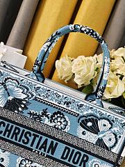 Colestore Dior Book Tote Butterfly Bandana Motif Canvas Blue 36.5x28x14cm  - 4