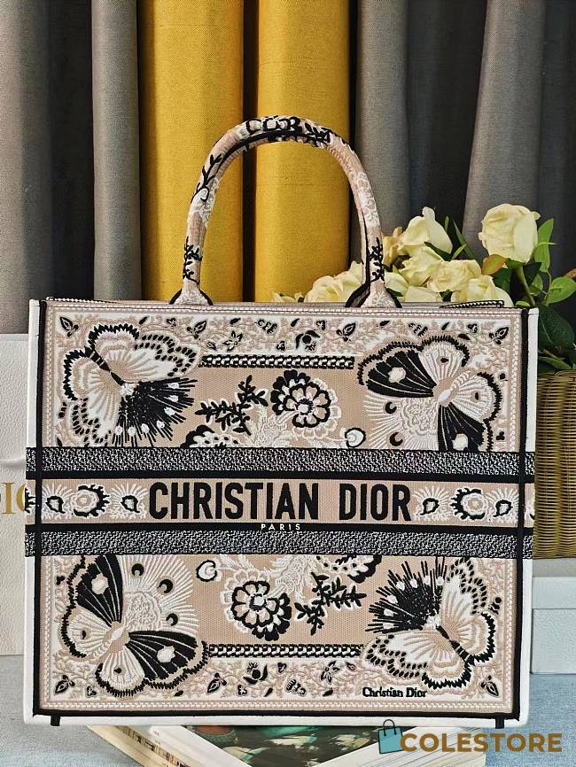 Colestore Dior Book Tote Butterfly Bandana Motif Canvas Beige 41.5x34.5x16cm - 1