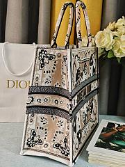Colestore Dior Book Tote Butterfly Bandana Motif Canvas Beige 41.5x34.5x16cm - 3