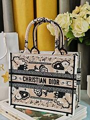 Colestore Dior Book Tote Butterfly Bandana Motif Canvas Beige 26.5 x21 x14 cm - 6