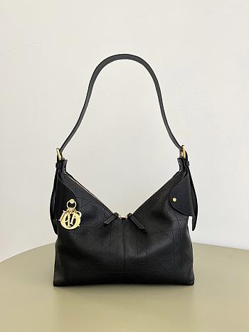 Colestore Dior Medium Voyage Bag Black Flat Macrocannage Grained Calfskin 28 x 18 x 12 cm