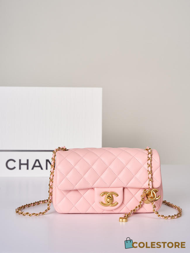 Colestore Chanel Mini flap bag Shiny Lambskin & Gold Plated Metal Light pink 13x20x7cm - 1