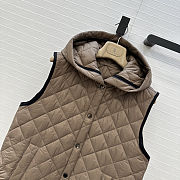 Colestore Brunello Cucinelli Quilted Nylon Padded Thermal Hooded Vest Light Brown - 4