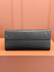 Colestore Louis Vuitton OnTheGo MM Noir Obscur 35 x 27 x 14 cm - 5