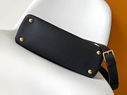 Colestore Louis Vuitton Bolso Capucines GM Souple Black 38 x 23 x 16 cm - 6