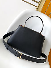Colestore Louis Vuitton Bolso Capucines GM Souple Black 38 x 23 x 16 cm - 5
