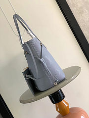 	 Colestore Louis Vuitton Neverfull MM Light Grey 31 x 28 x 14 cm - 5