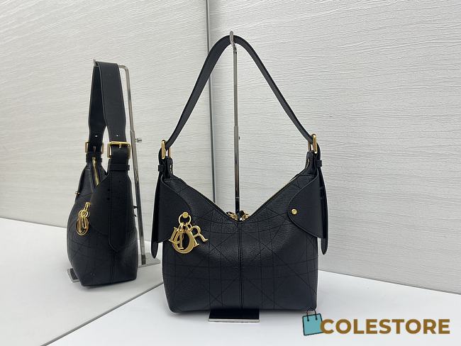 Colestore Dior Small Voyage Bag Black Flat Macrocannage Grained Calfskin 22x15x9.5cm - 1