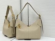 Colestore Dior Medium Voyage Bag Powder Beige Flat Macrocannage Grained Calfskin 28x18x12cm - 1