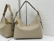 Colestore Dior Large Voyage Bag Powder Beige Flat Macrocannage Grained Calfskin 34x22x13cm - 1