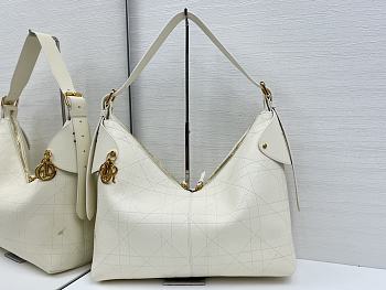 Colestore Dior Large Voyage Bag White Flat Macrocannage Grained Calfskin 34x22x13cm