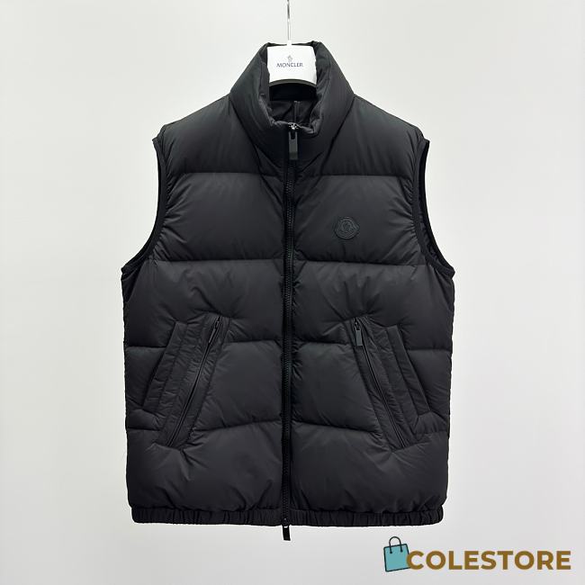 Colestore Moncler Valmasque Hooded Down Gilet Black - 1
