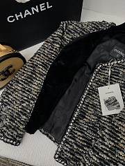 Colestore Chanel Tweed Jacket Black & Beige Metallic Knit with CC Buttons and Contrast Trim - 4